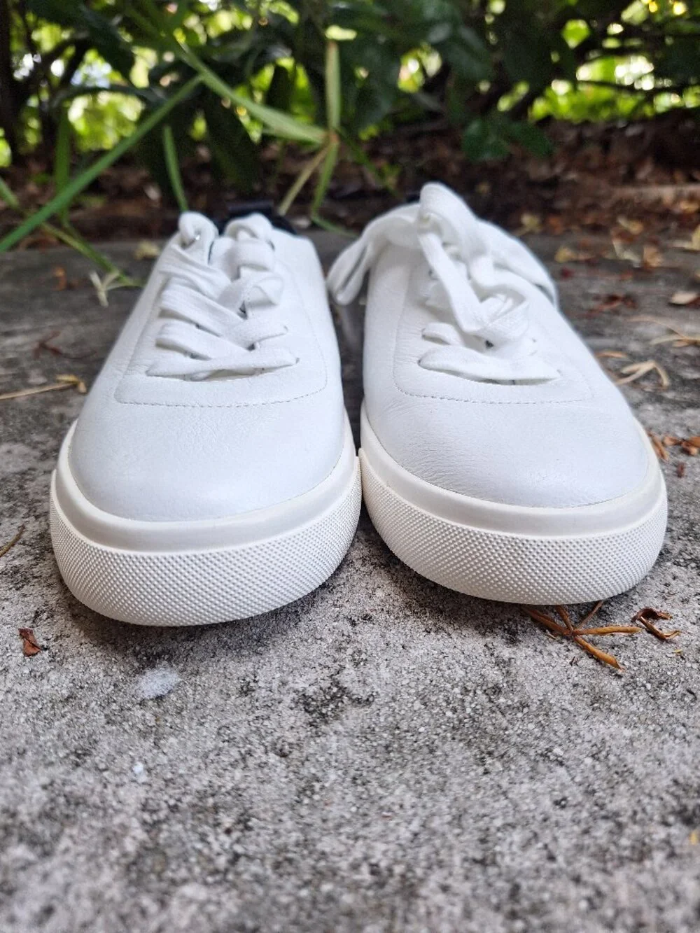 Antonio Melani  White leather Sneakers 8M Black lizard Grain Stripe